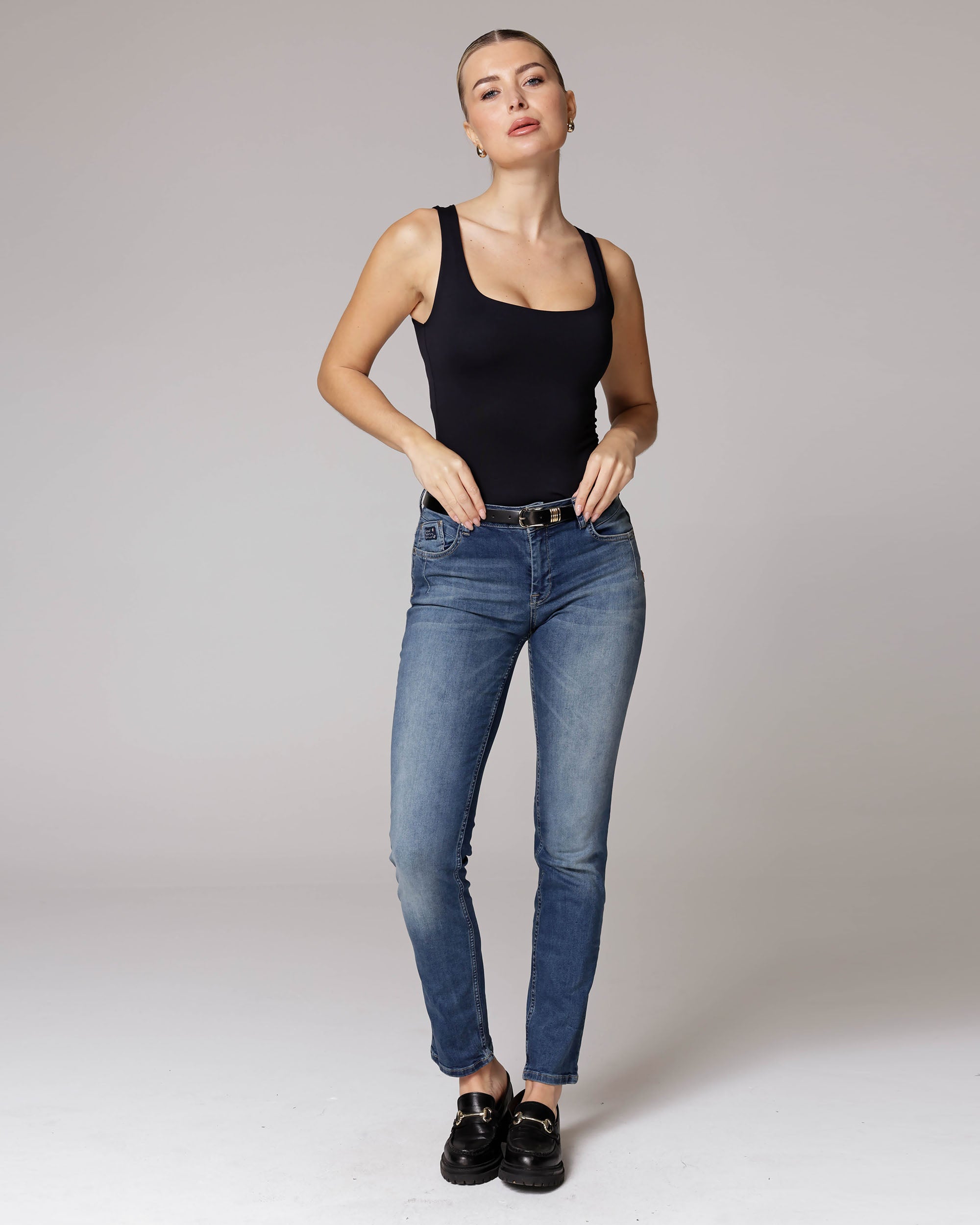 100 Black