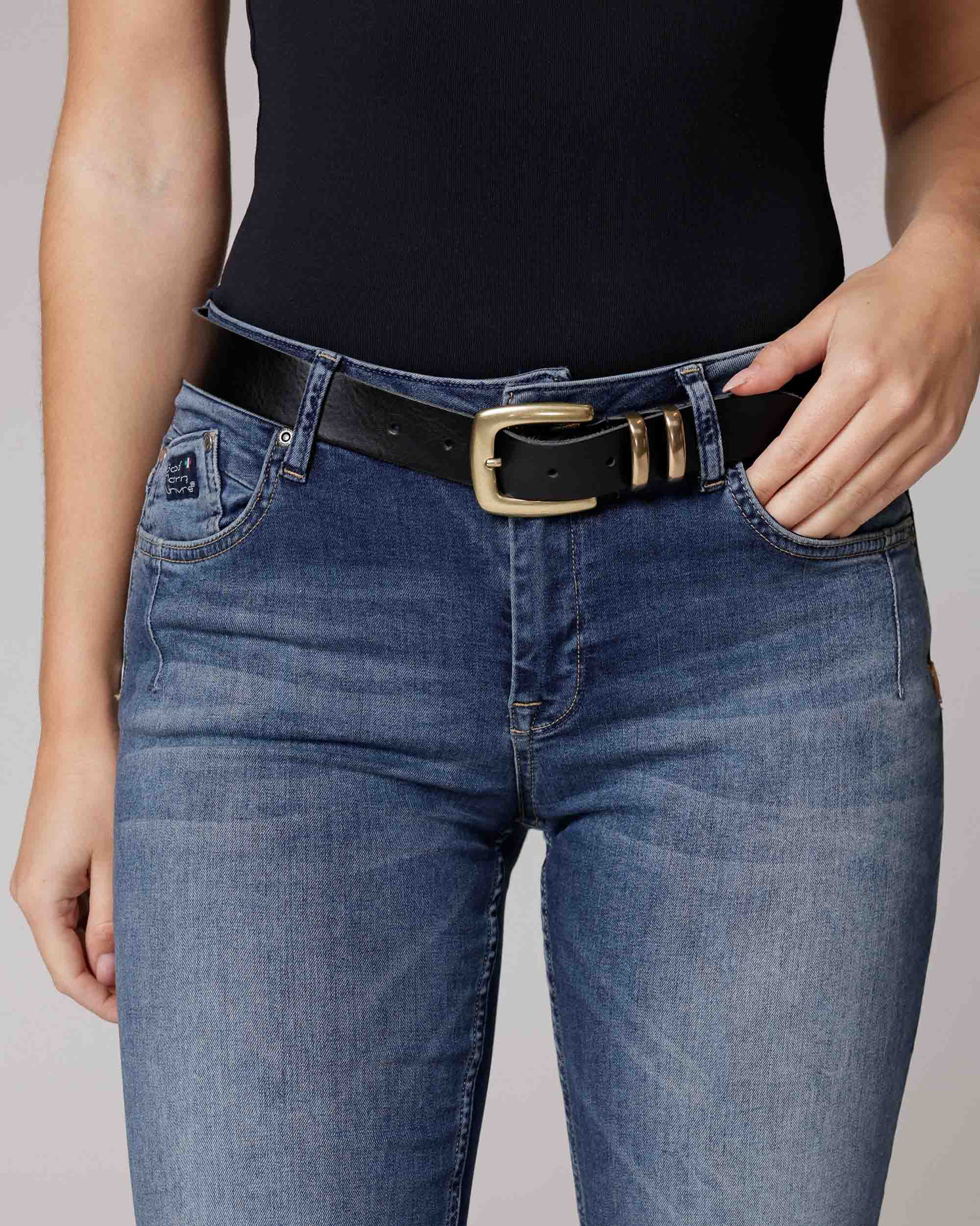 100 Black